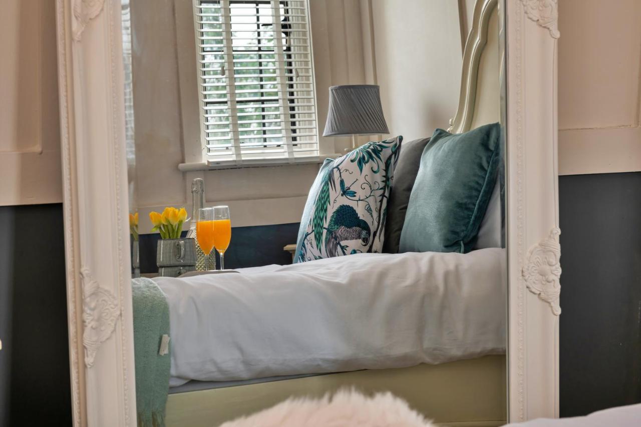 Appartamento Finest Retreats - Sunnycroft Penthouse Llandrindod Wells Esterno foto